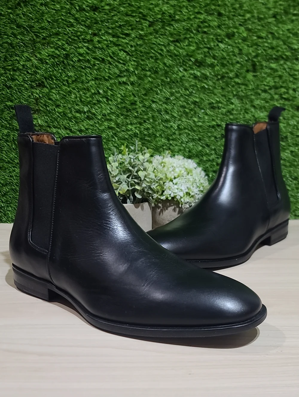 Aquatalia Mens Adrian Black Boots / US 10.5 New